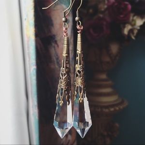 Crystal point earrings